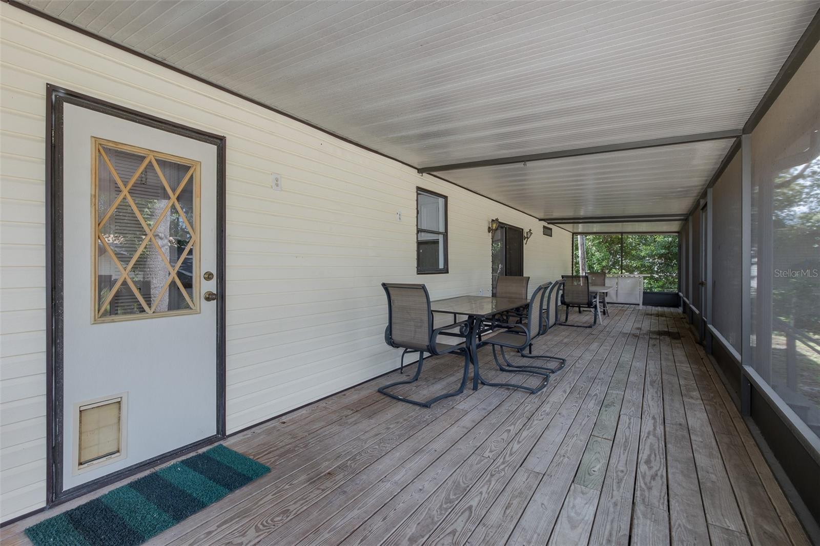 Image 11 of 40 For 12823 Litewood Drive