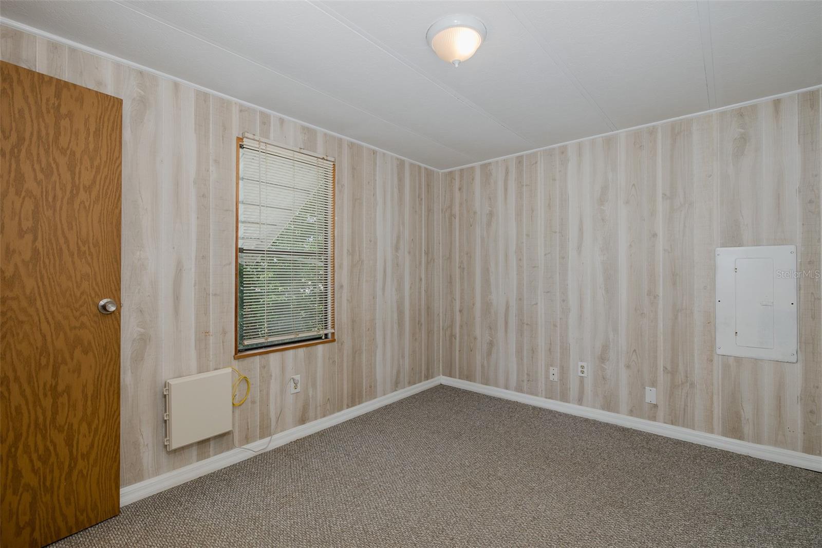 Image 26 of 40 For 12823 Litewood Drive