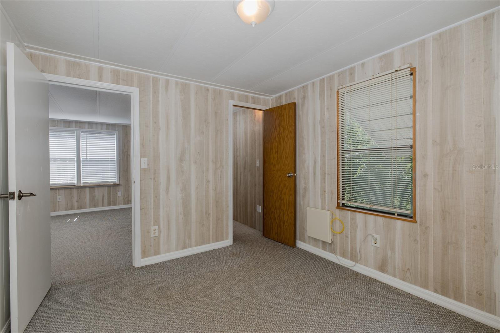 Image 27 of 40 For 12823 Litewood Drive