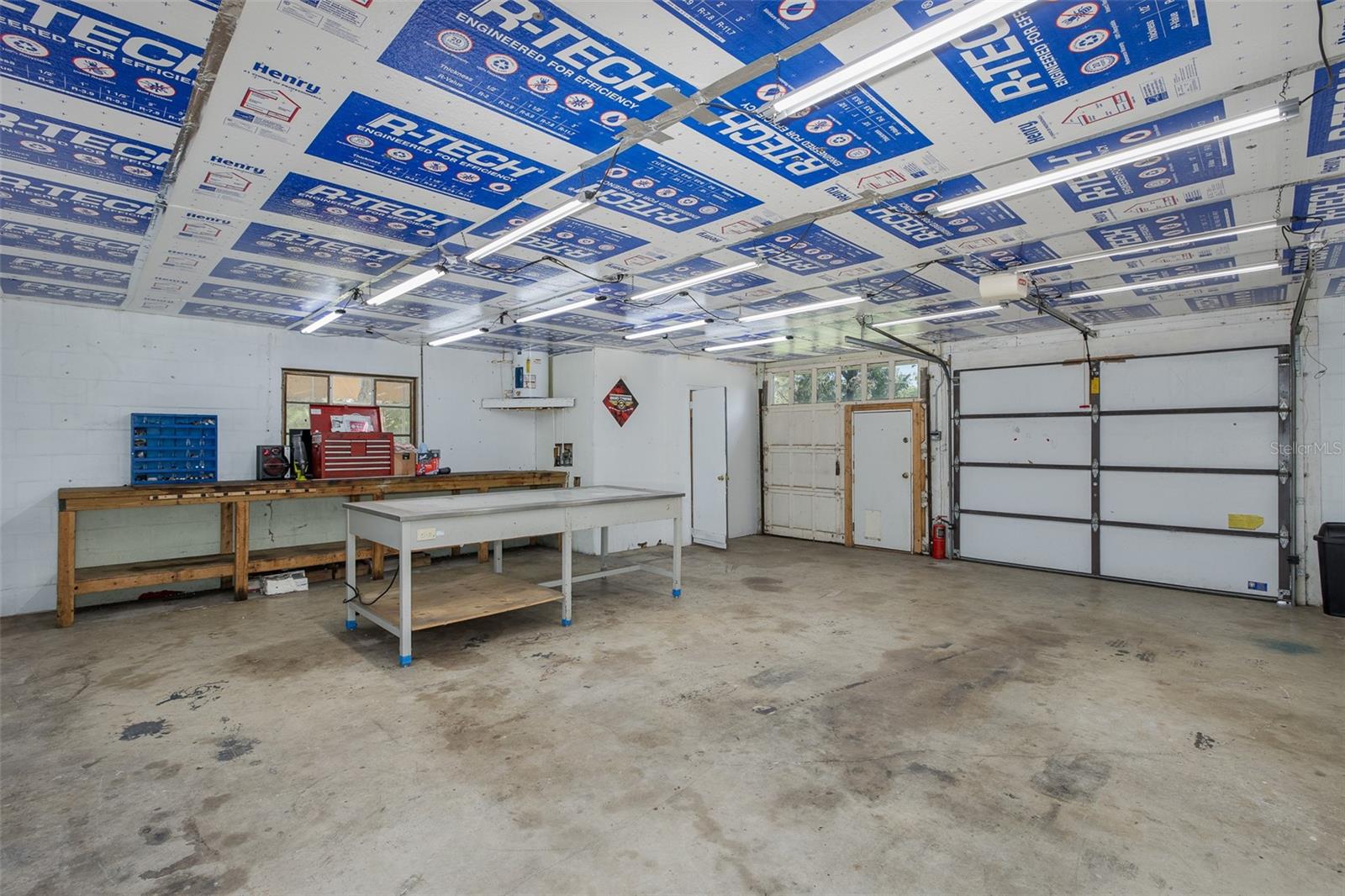 Image 33 of 40 For 12823 Litewood Drive