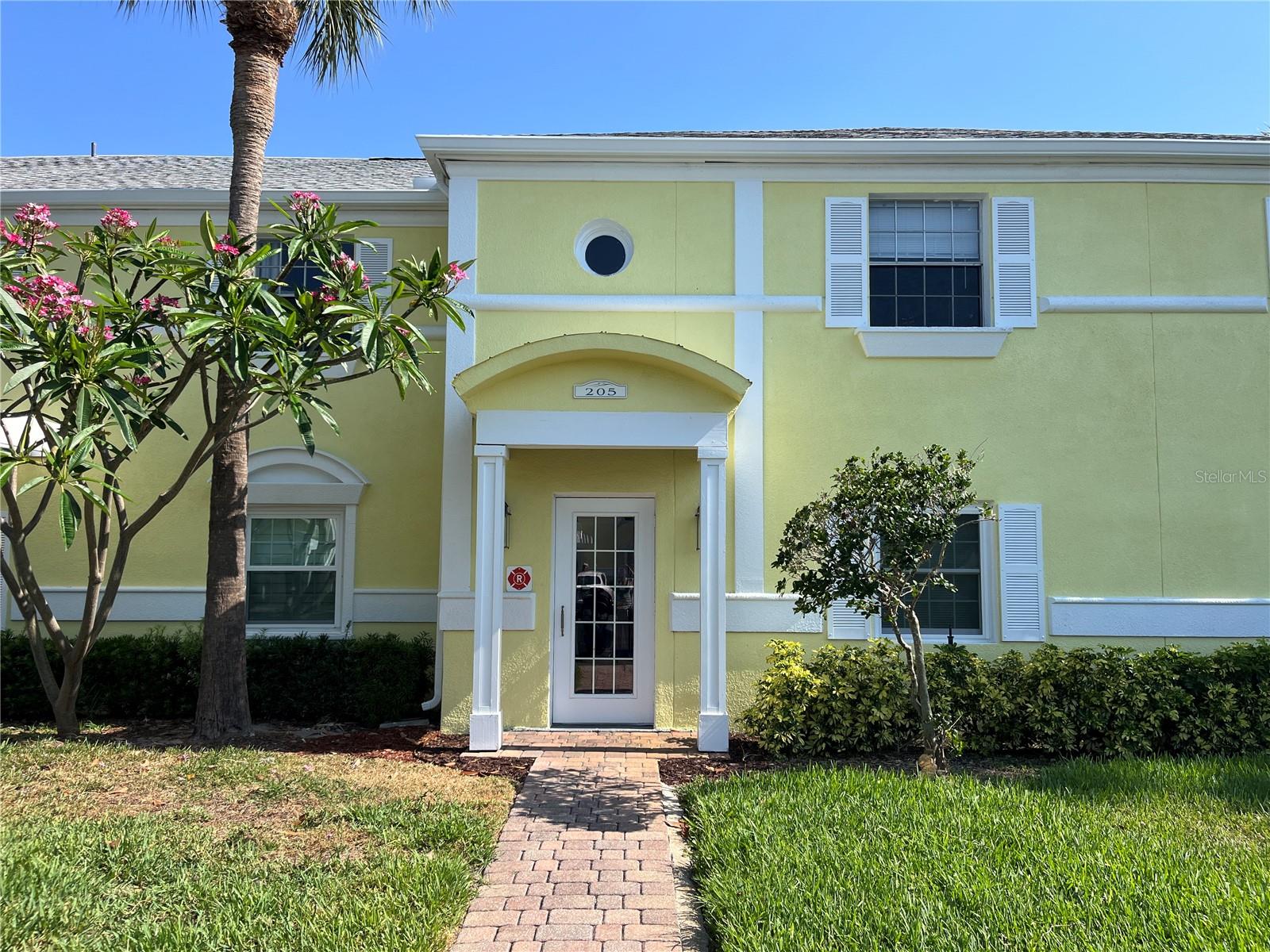 Image 16 of 16 For 205 Pompano Drive Se D