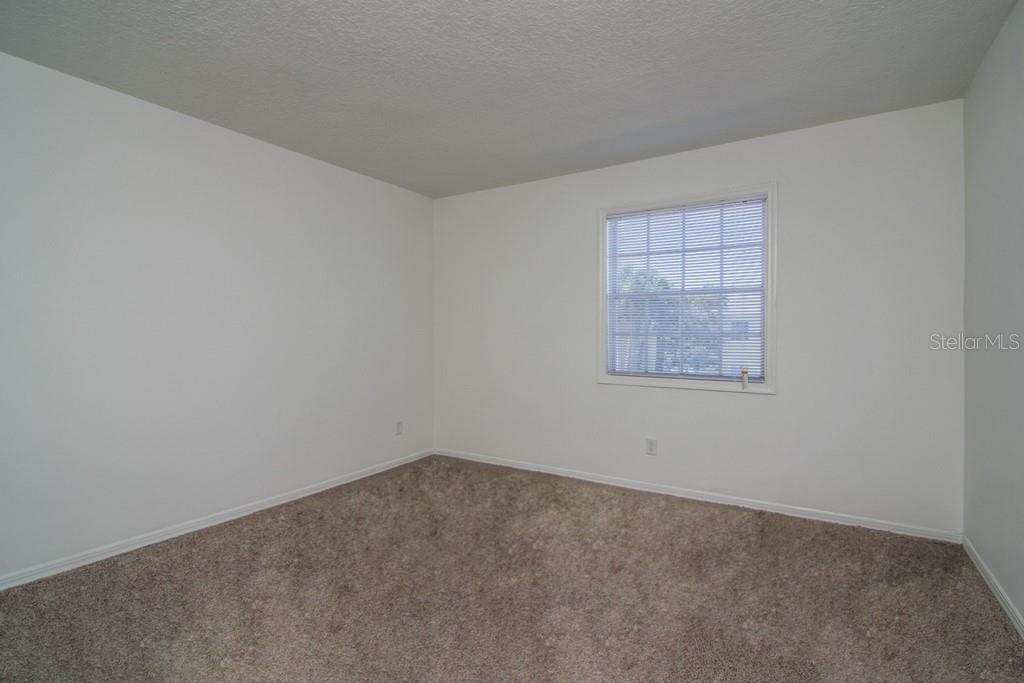 Image 6 of 16 For 205 Pompano Drive Se D
