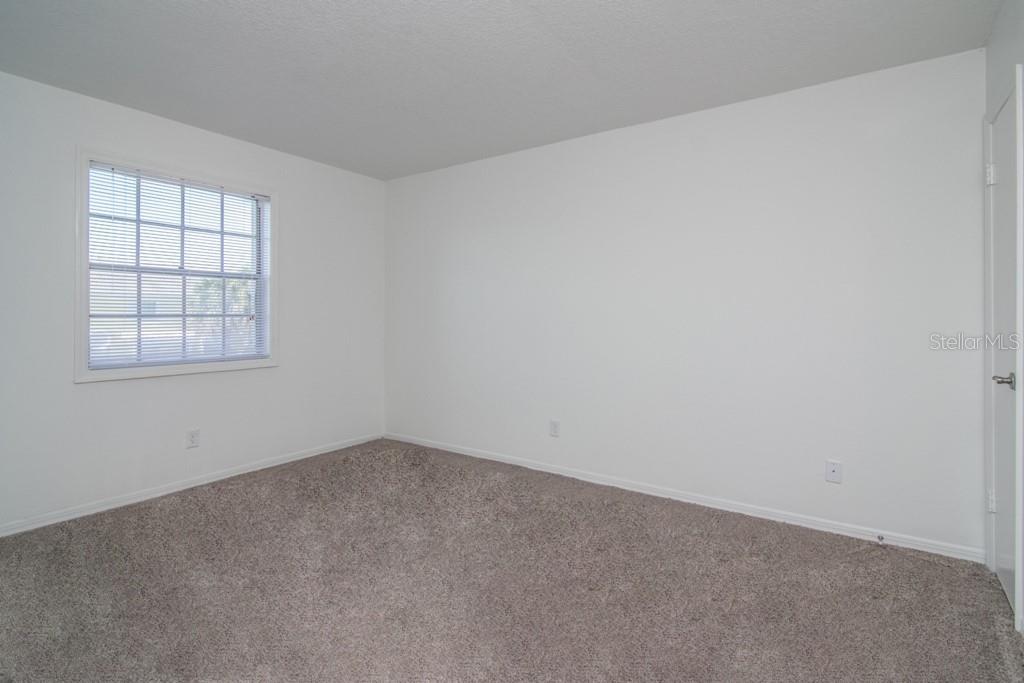 Image 9 of 16 For 205 Pompano Drive Se D