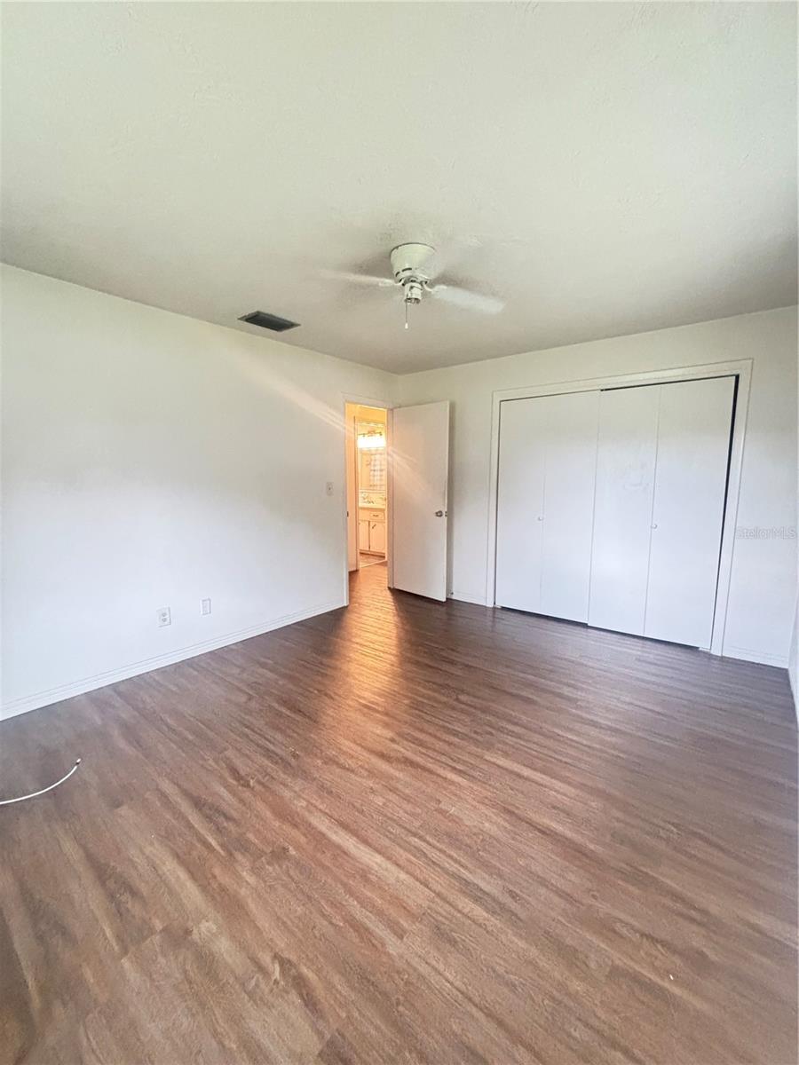 Image 11 of 25 For 2785 Pinehurst Avenue
