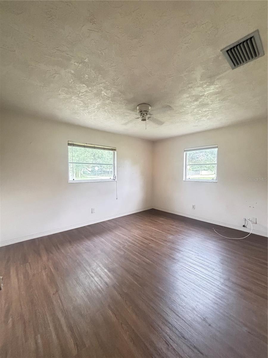 Image 15 of 25 For 2785 Pinehurst Avenue