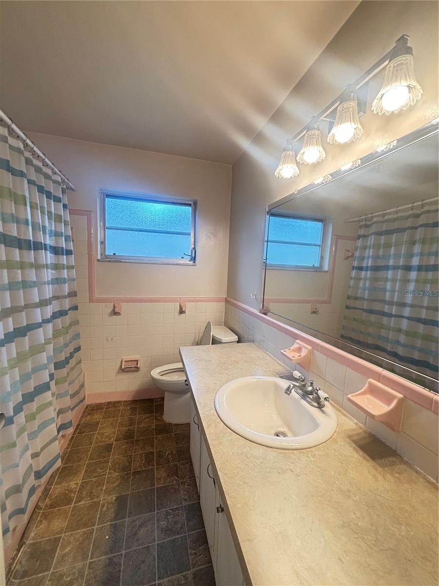 Image 16 of 25 For 2785 Pinehurst Avenue