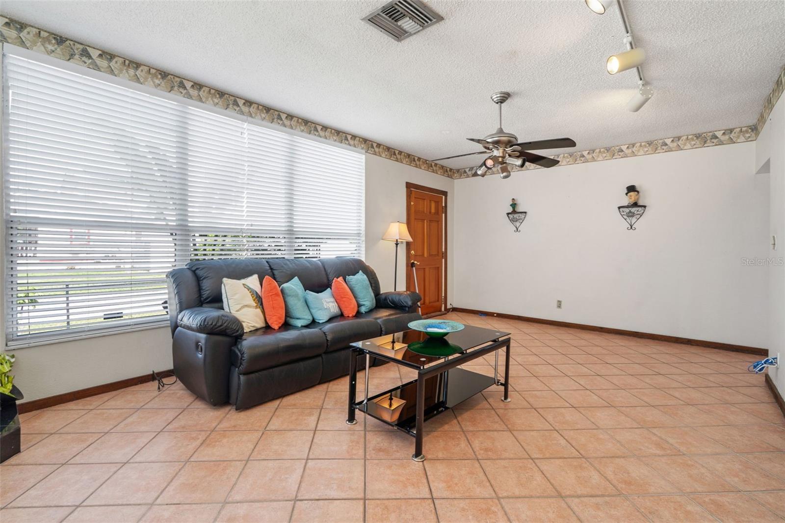Image 5 of 25 For 1701 Tampania Avenue