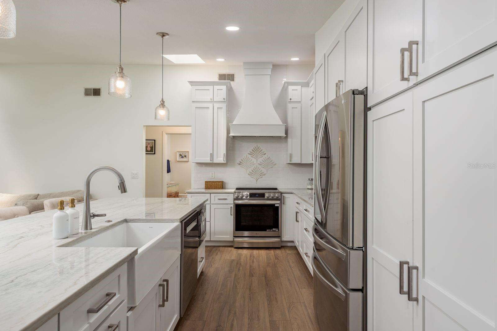 Image 9 of 28 For 2800 Resnik Circle W