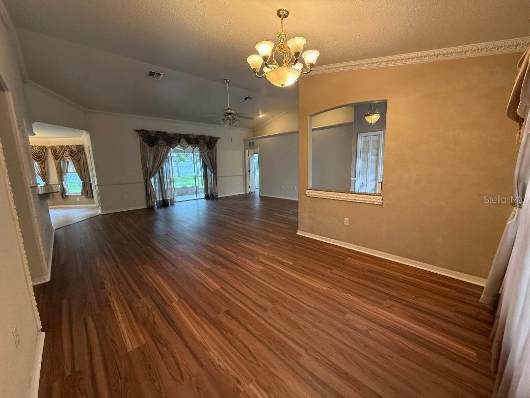 Image 11 of 73 For 8501 Boyce Street