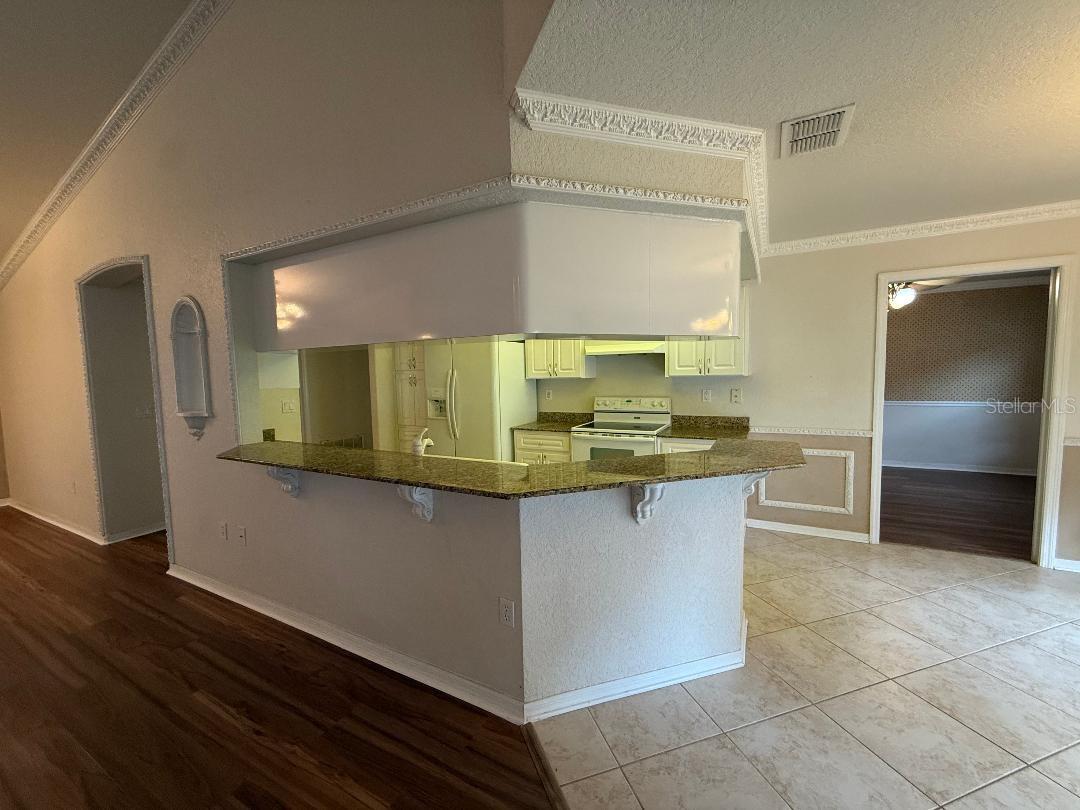 Image 14 of 73 For 8501 Boyce Street