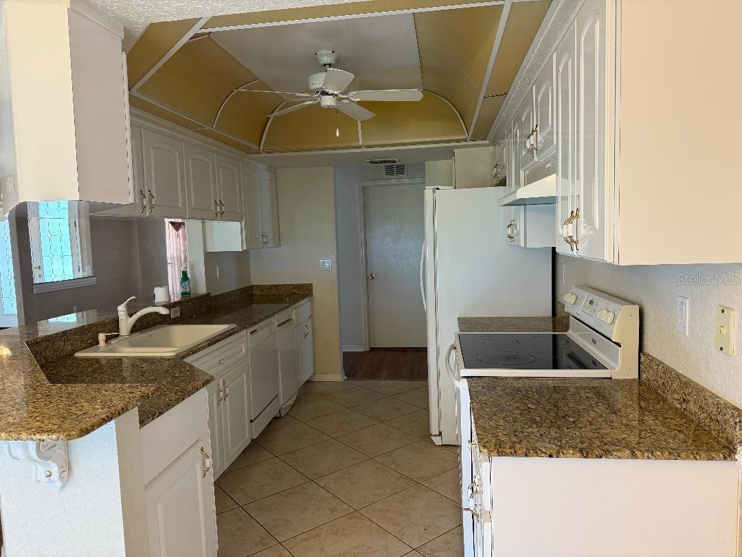 Image 17 of 73 For 8501 Boyce Street