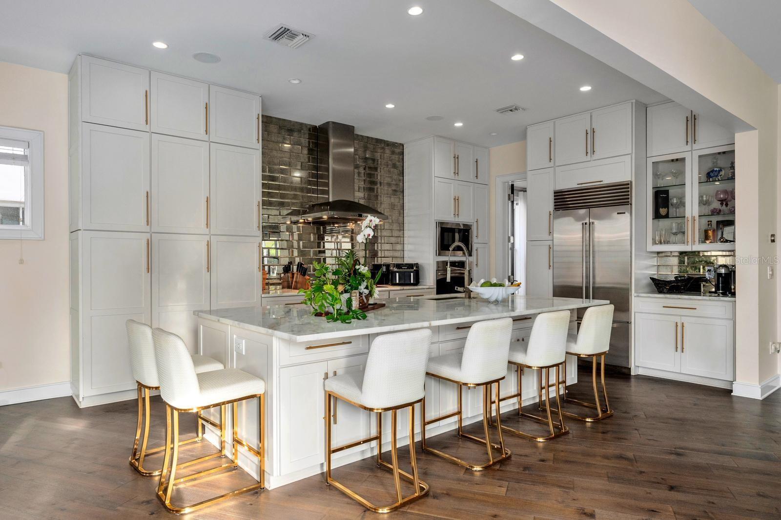 Image 15 of 50 For 2711 Trilby Avenue