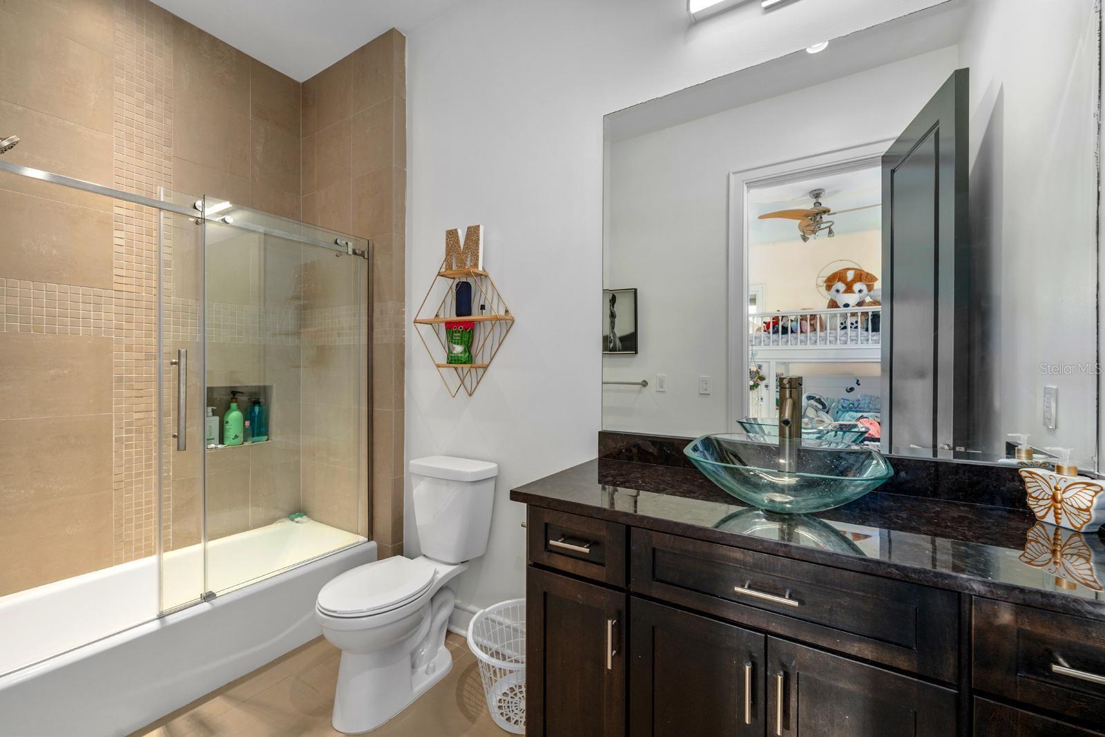 Image 25 of 50 For 2711 Trilby Avenue