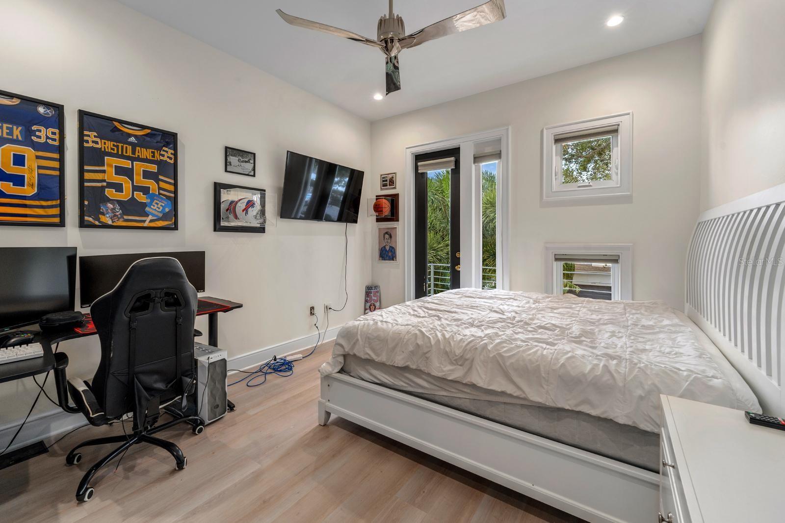 Image 35 of 50 For 2711 Trilby Avenue