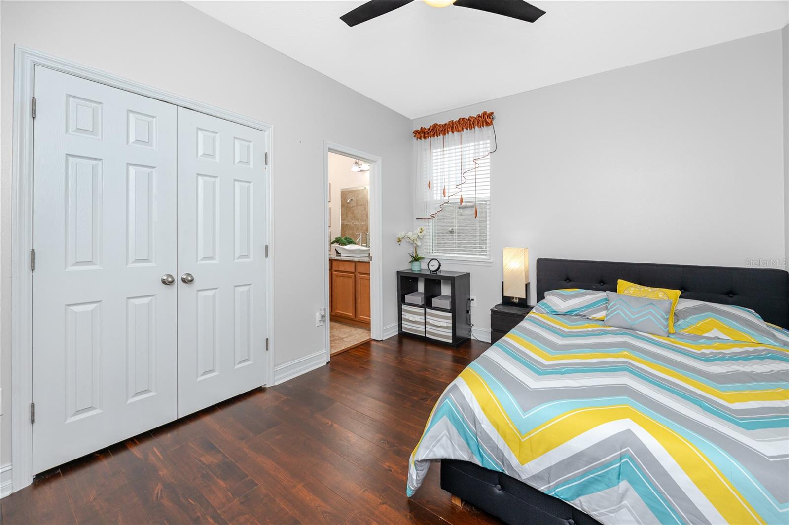 Listing photo id 29 for 1601 Fox Grape Loop