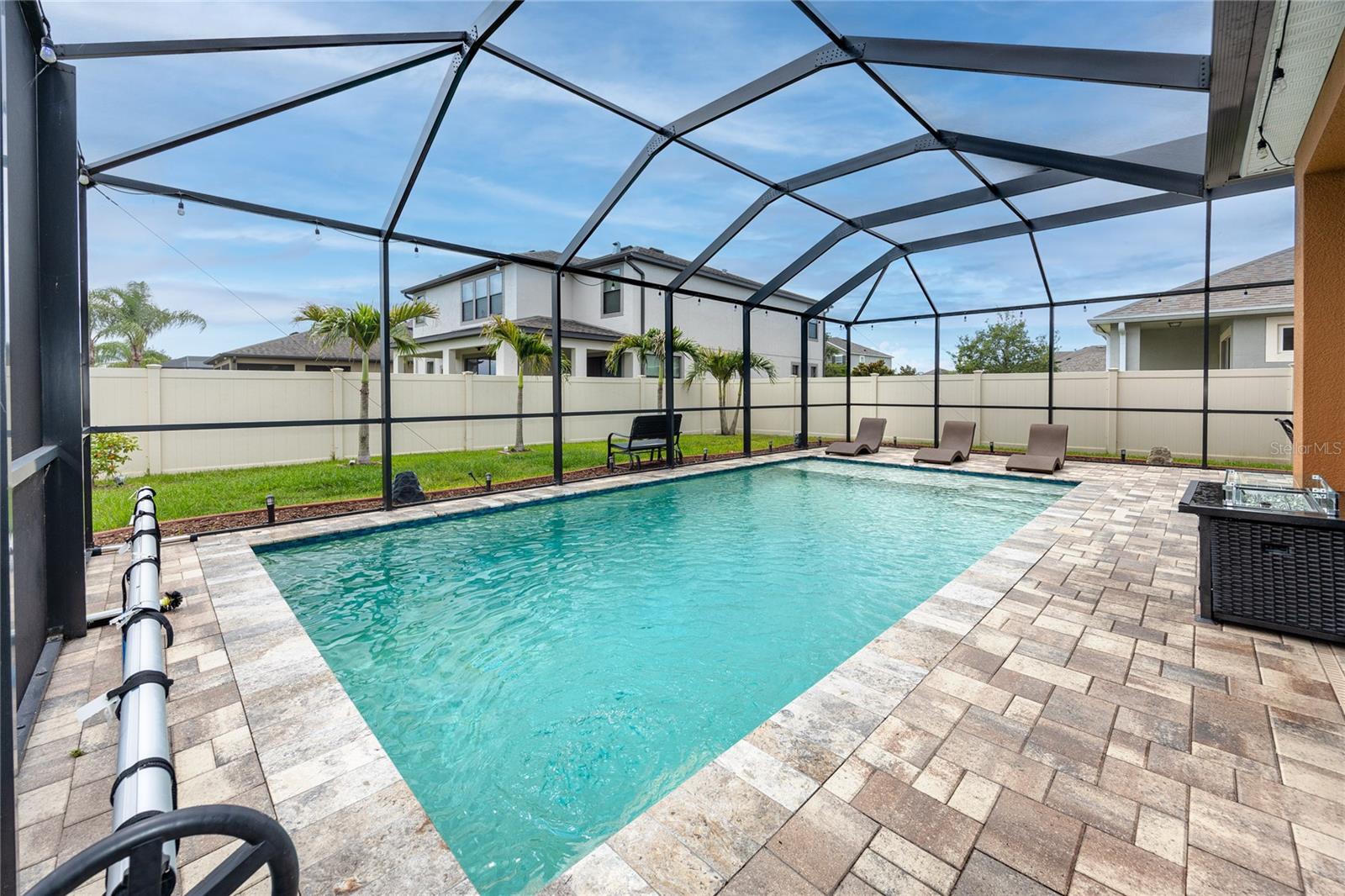Listing photo id 43 for 1601 Fox Grape Loop