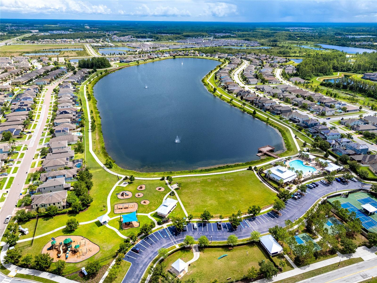 Listing photo id 49 for 1601 Fox Grape Loop