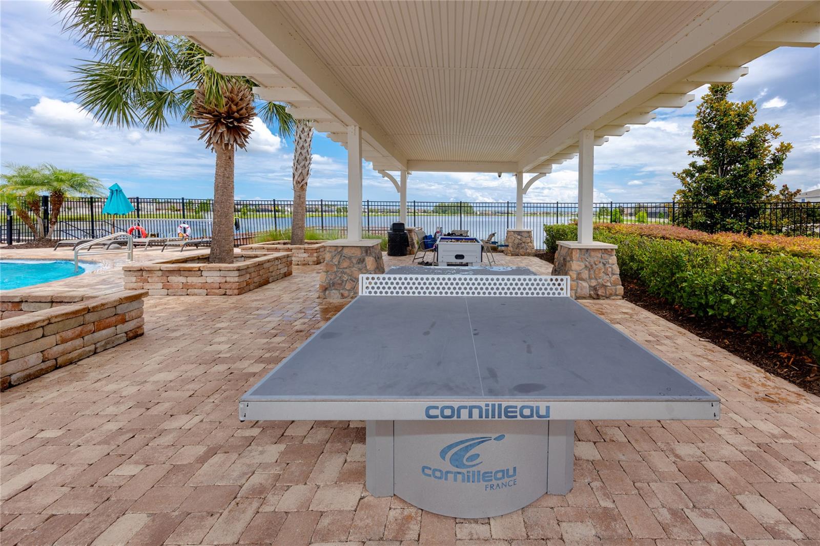 Listing photo id 60 for 1601 Fox Grape Loop
