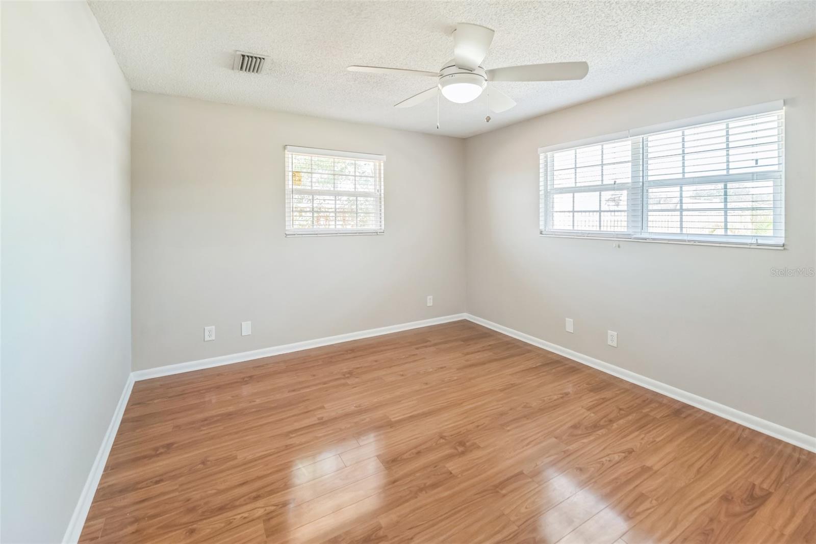 Image 18 of 31 For 4963 Rathbone Drive