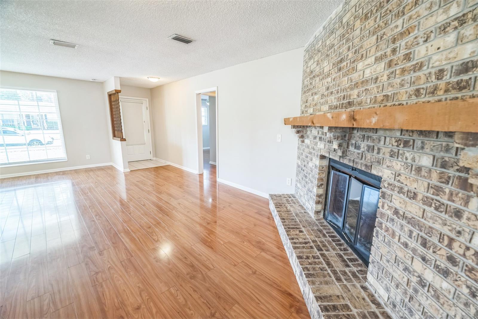 Image 6 of 31 For 4963 Rathbone Drive