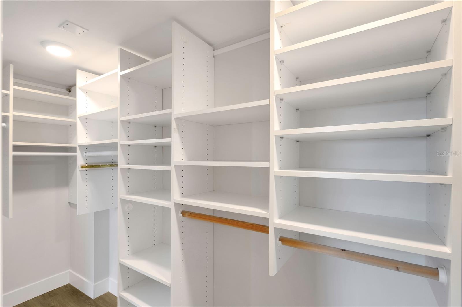 Image 12 of 27 For 400 64th Avenue 502
