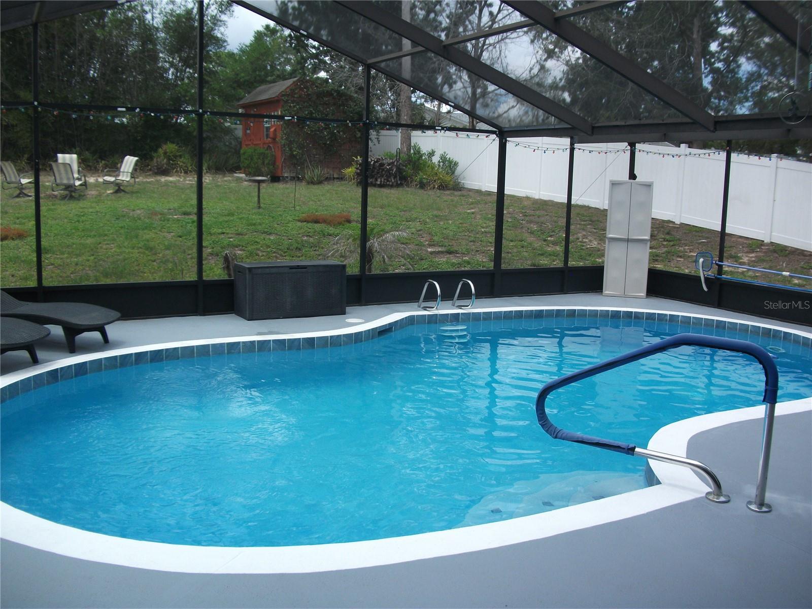 Image 20 of 28 For 12411 Brookside Street