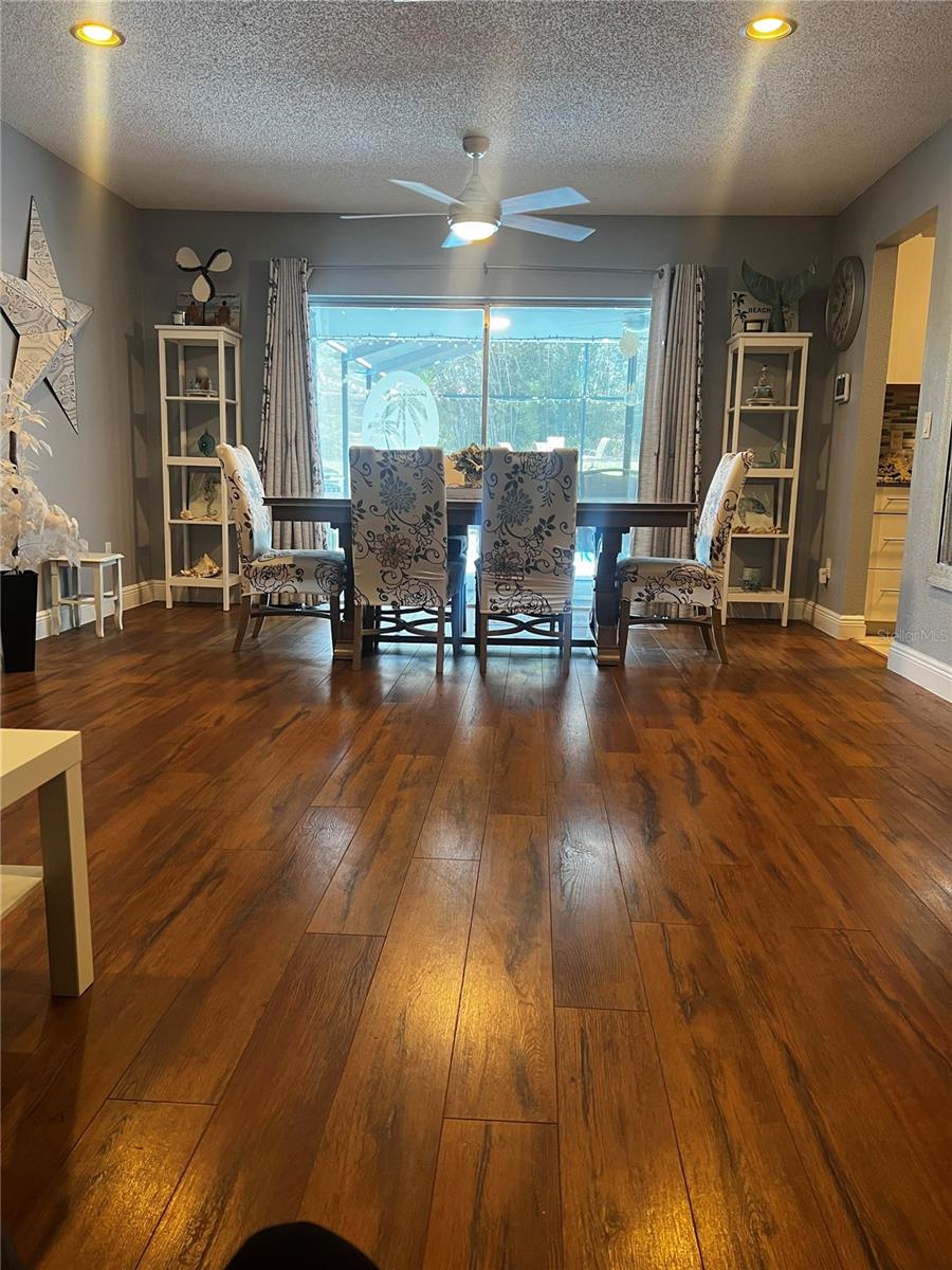Image 6 of 28 For 12411 Brookside Street