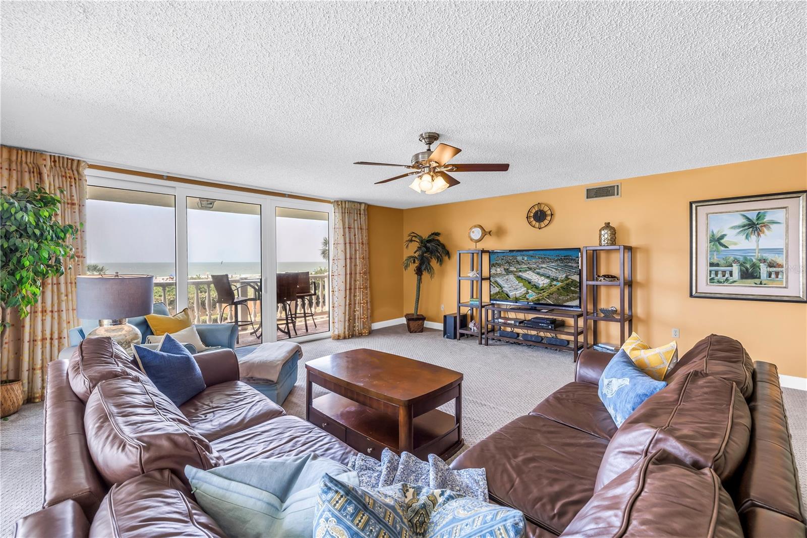 Image 11 of 64 For 6600 Sunset Way  118