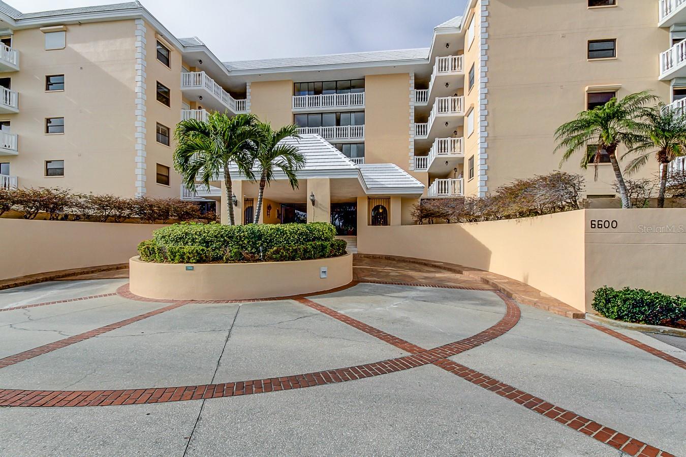 Image 2 of 64 For 6600 Sunset Way  118