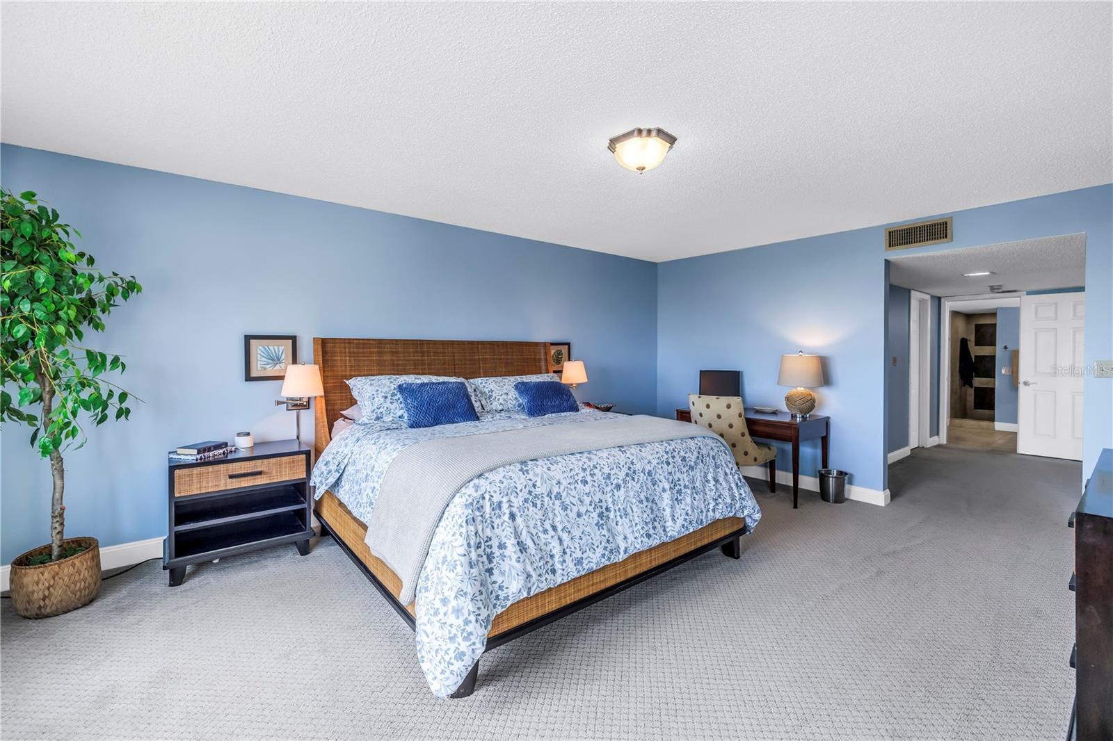 Image 24 of 64 For 6600 Sunset Way  118