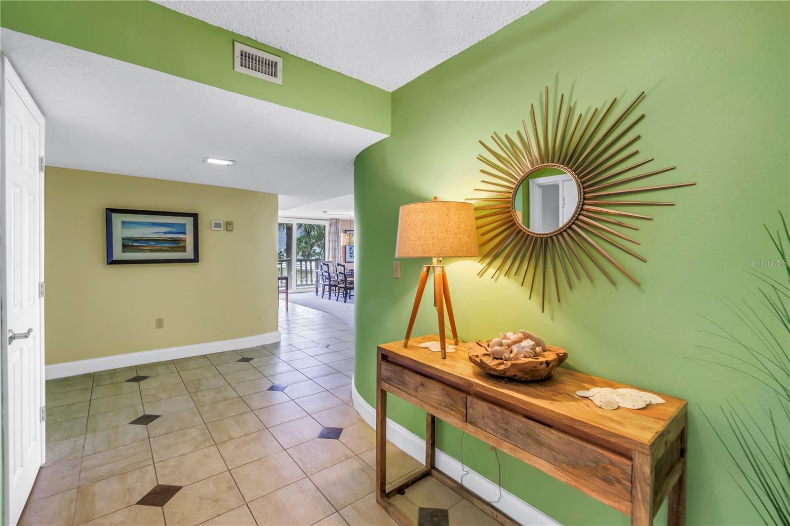 Image 4 of 64 For 6600 Sunset Way  118