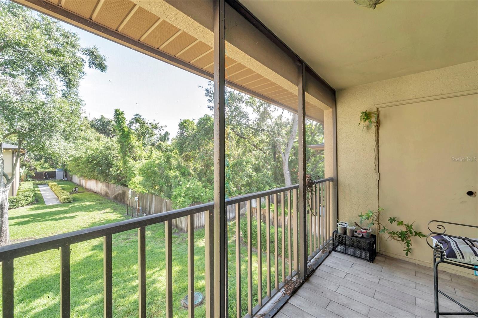 Listing photo id 16 for 10195 Sailwinds Boulevard N 208
