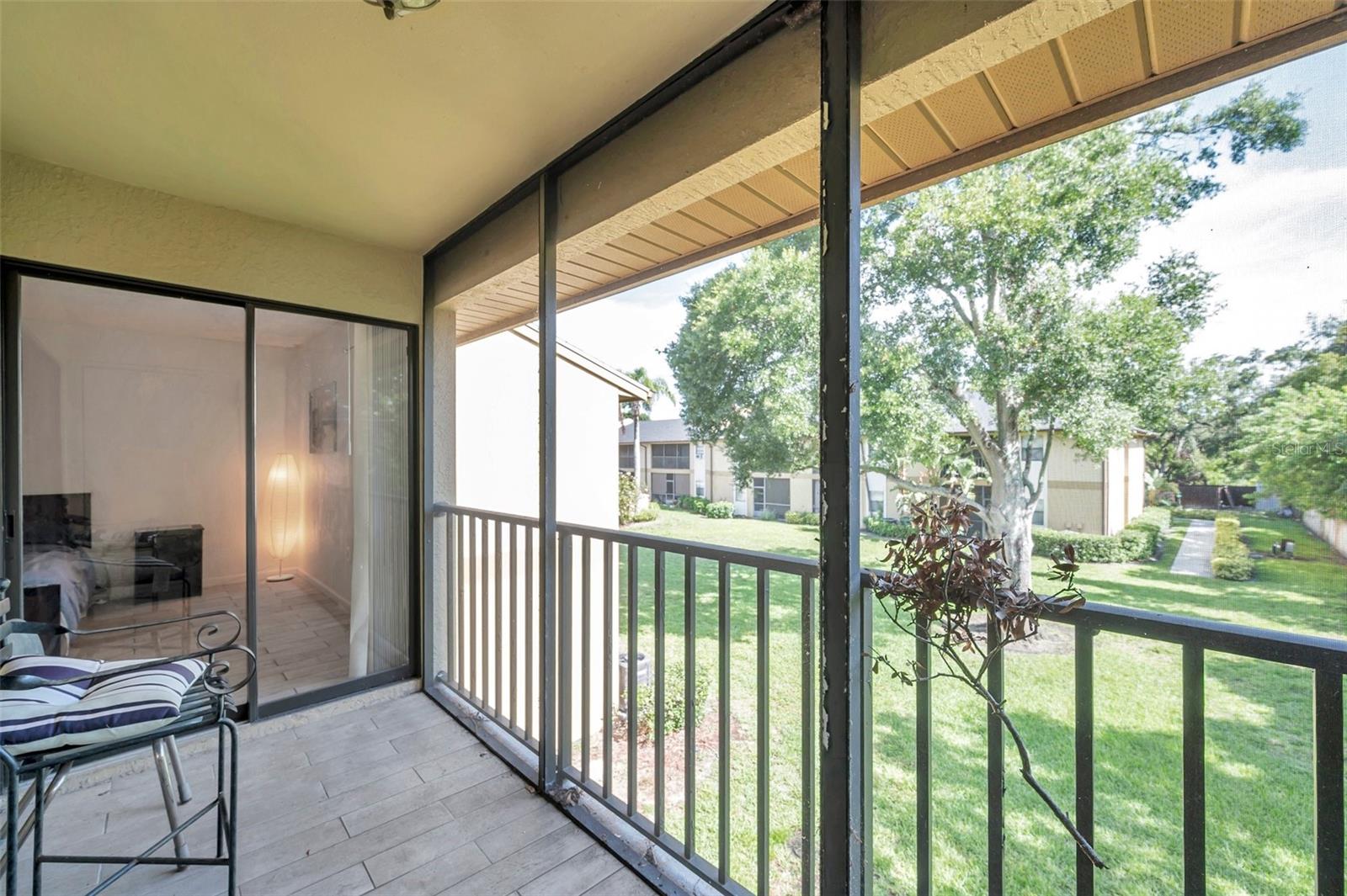 Listing photo id 17 for 10195 Sailwinds Boulevard N 208