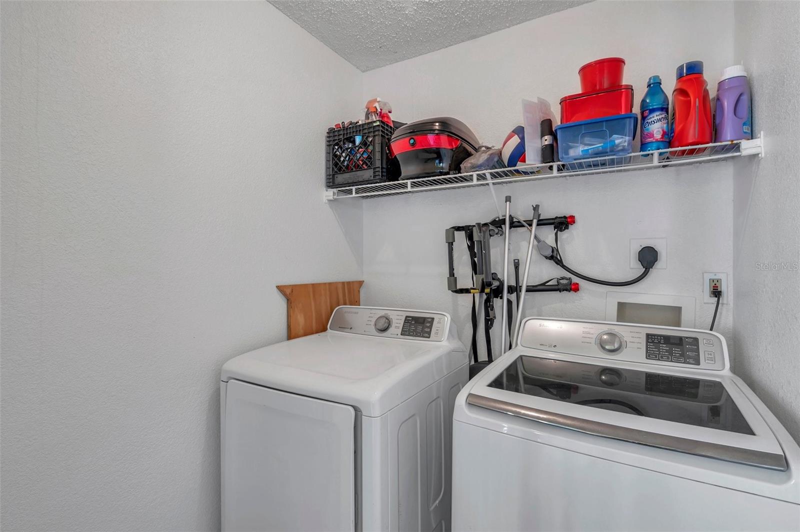 Listing photo id 18 for 10195 Sailwinds Boulevard N 208