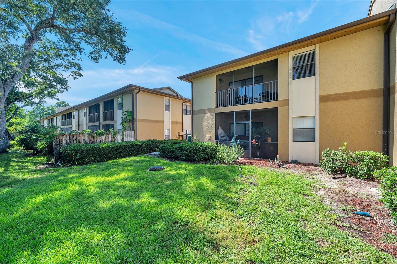 Listing photo id 20 for 10195 Sailwinds Boulevard N 208