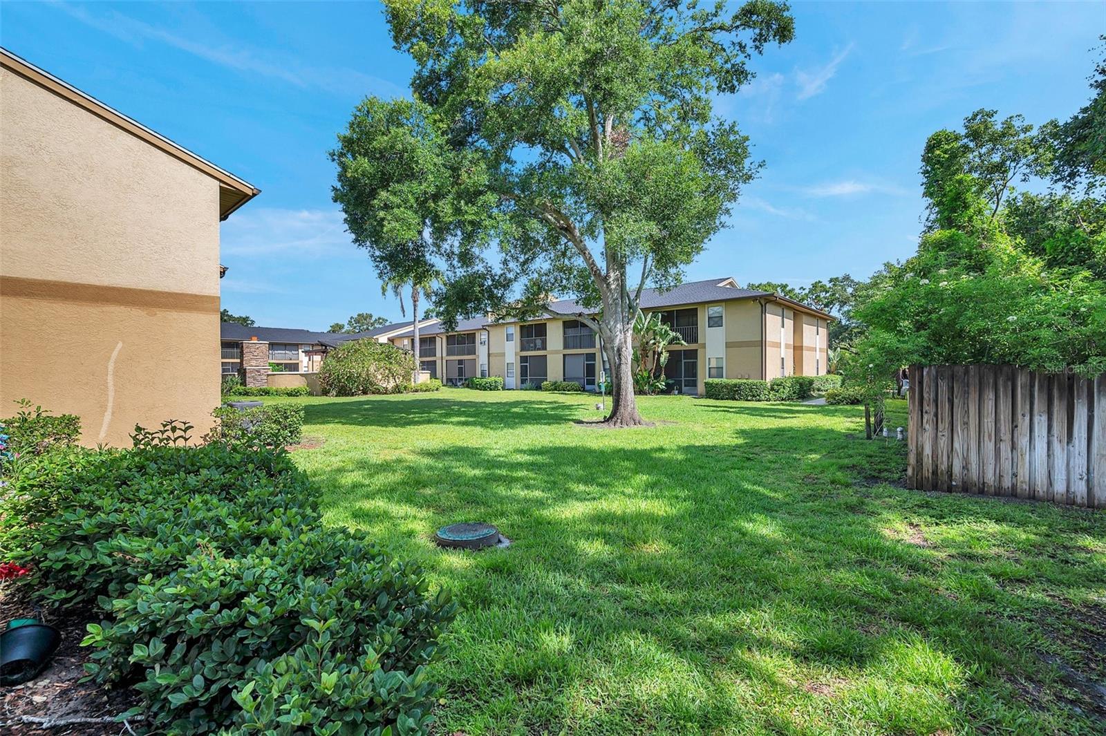 Listing photo id 22 for 10195 Sailwinds Boulevard N 208