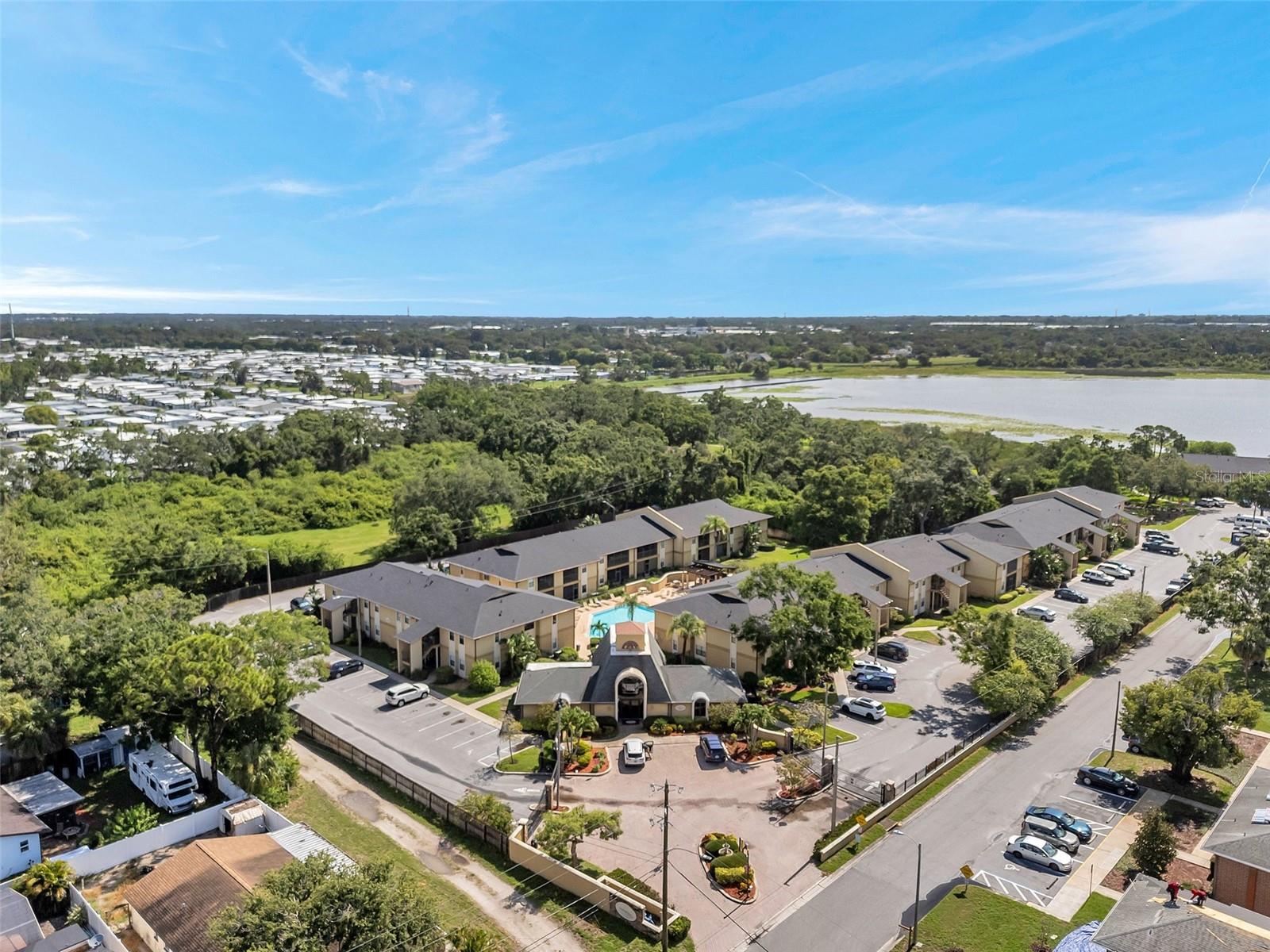 Listing photo id 25 for 10195 Sailwinds Boulevard N 208
