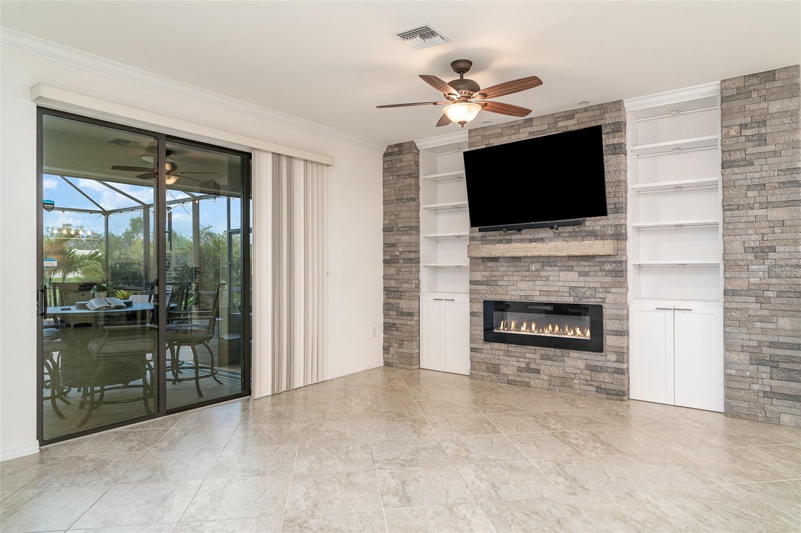 Image 4 of 32 For 20828 Cattail Boulevard