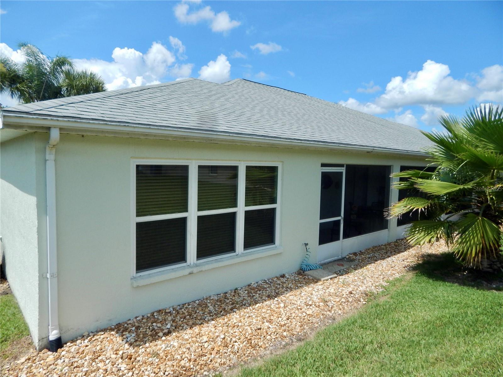 Listing photo id 2 for 29413 Caddyshack Lane