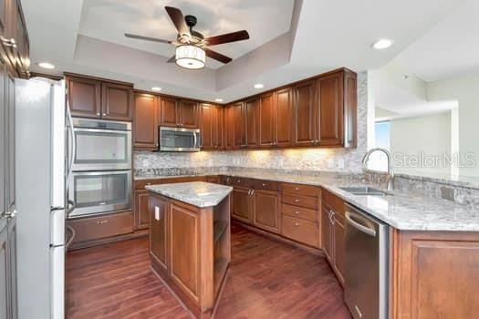 Image 10 of 48 For 3507 Bayshore Boulevard 302