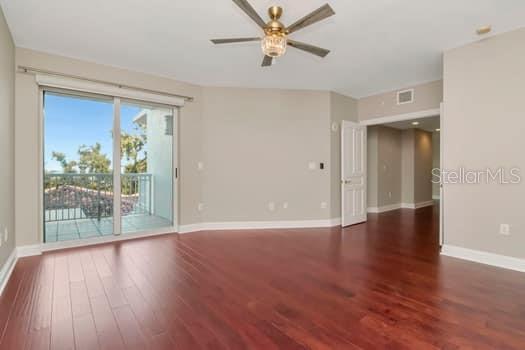 Image 14 of 48 For 3507 Bayshore Boulevard 302