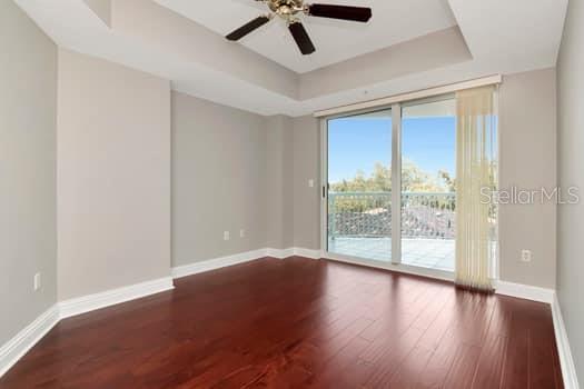 Image 16 of 48 For 3507 Bayshore Boulevard 302