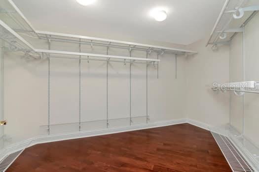 Image 17 of 48 For 3507 Bayshore Boulevard 302