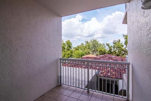 Image 27 of 48 For 3507 Bayshore Boulevard 302