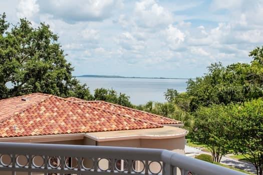 Image 33 of 48 For 3507 Bayshore Boulevard 302