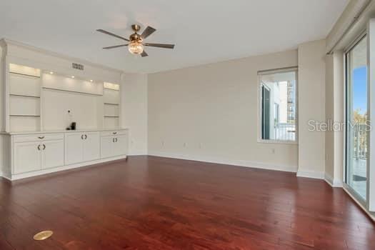 Image 4 of 48 For 3507 Bayshore Boulevard 302