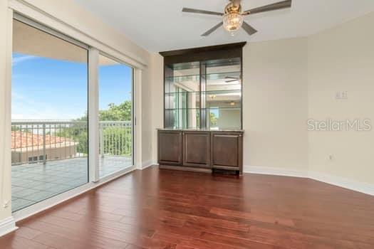 Image 6 of 48 For 3507 Bayshore Boulevard 302
