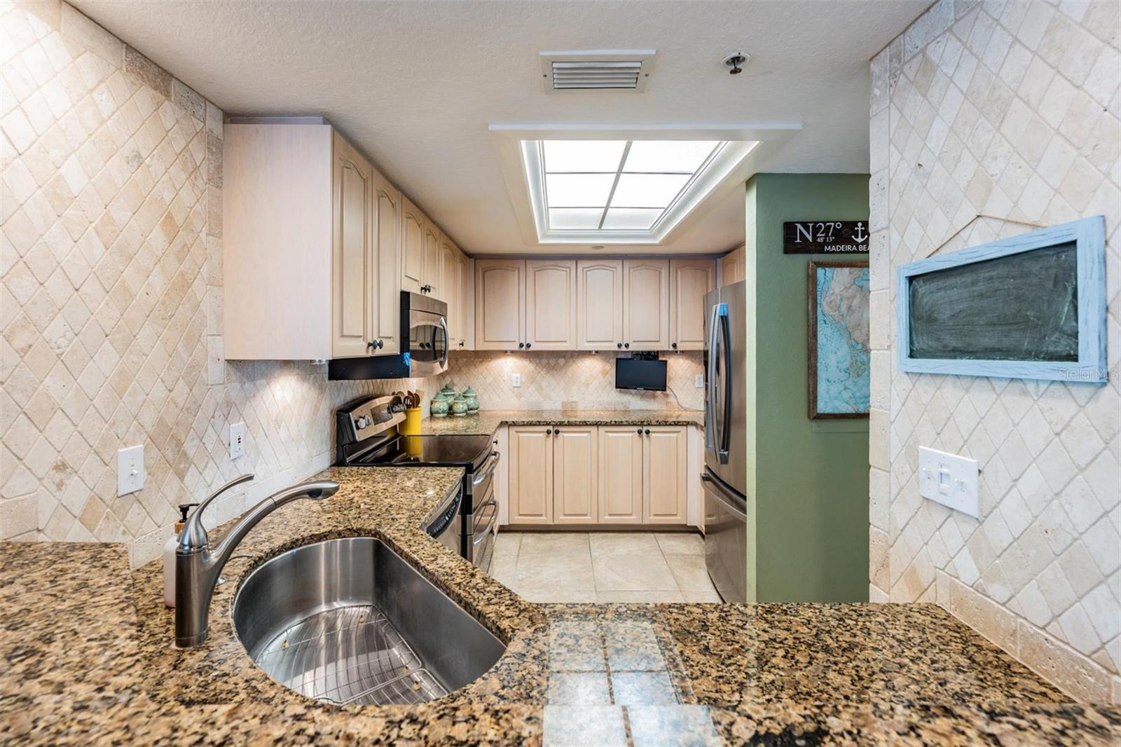 Image 19 of 53 For 399 150th Avenue 315