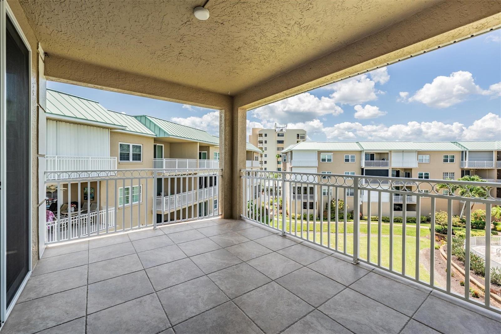 Image 27 of 53 For 399 150th Avenue 315