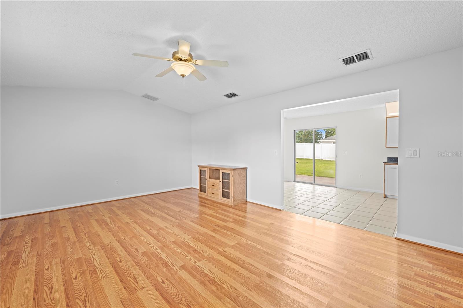 Image 6 of 34 For 23155 Thielman Avenue